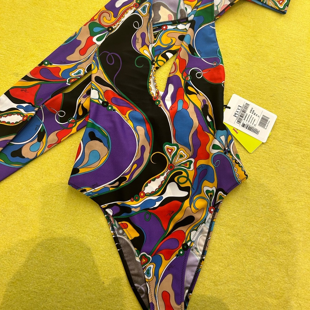 Brand New Pucci